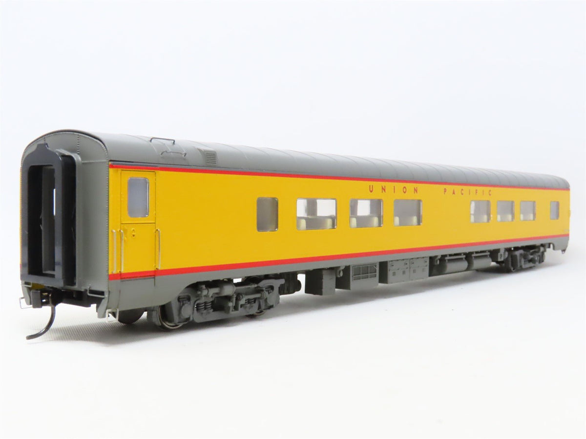 HO Scale Walthers 932-15307 UP Union Pacific 85&#39; 52-Seat Coach Passenger Car