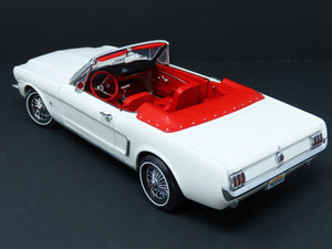 1:18 Scale Precision 100 Die-Cast 32400N 1964-1/2 Ford Mustang Convertible