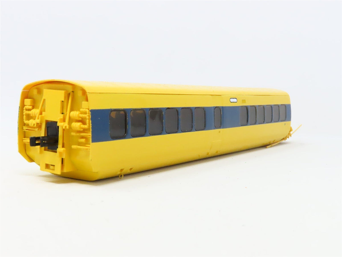 HO Scale Rapido 200602 VIA Rail Turbo Coach Passenger Car #261