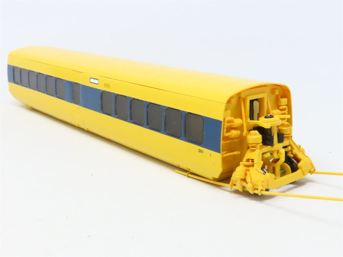 HO Scale Rapido 200602 VIA Rail Turbo Coach Passenger Car #261