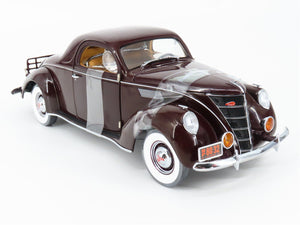 1:18 Scale Precision 100 Die-Cast 32890 1937 Lincoln Zephyr