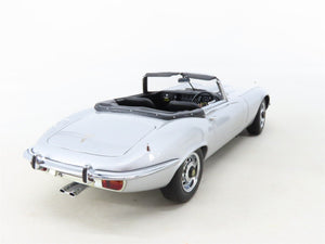 1:18 Scale AUTOart Millennium Die-Cast 73521 Jaguar E-Type