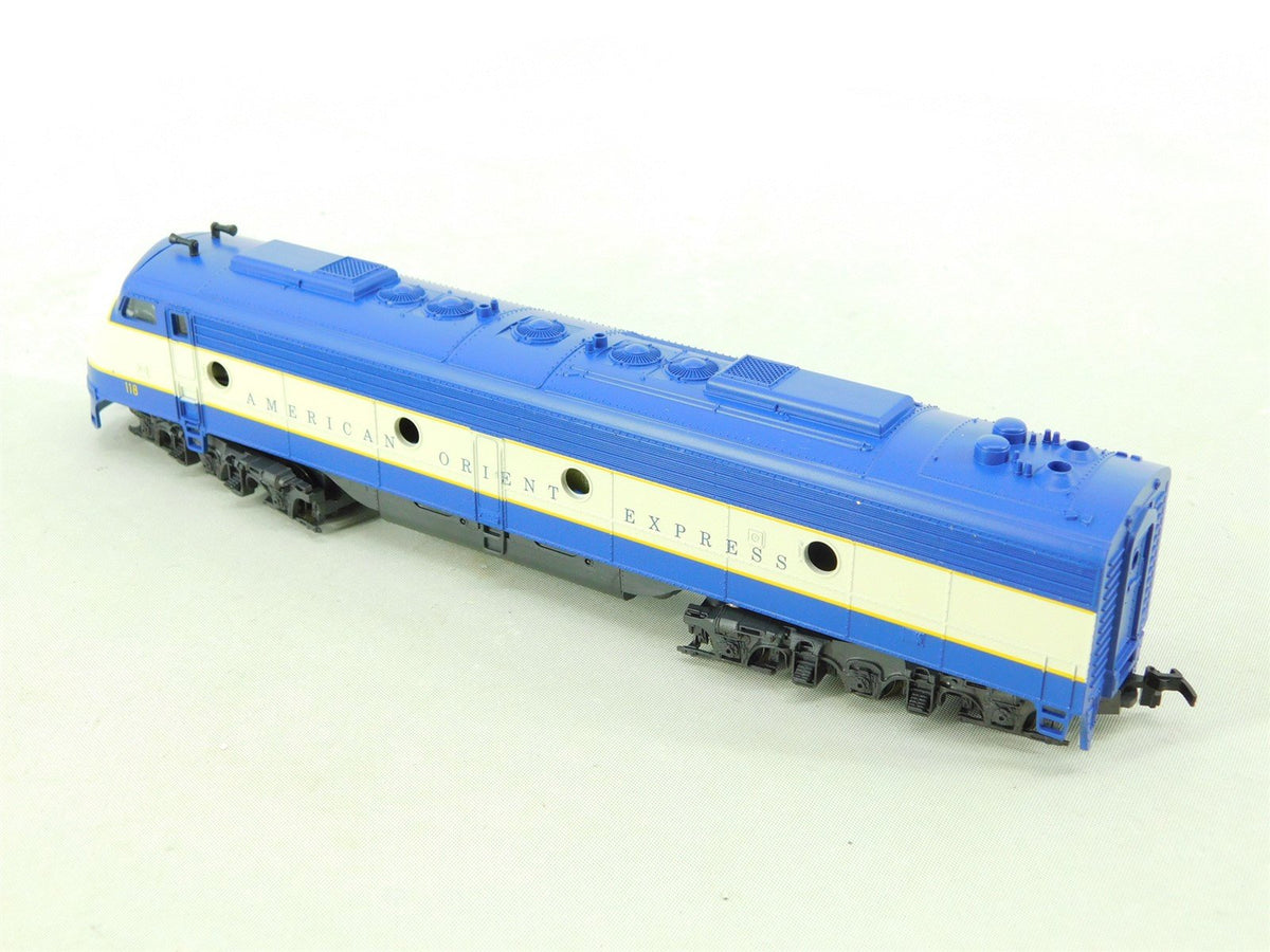 HO Scale Rivarossi 0824 American Orient Express Passenger Set w/Diesels