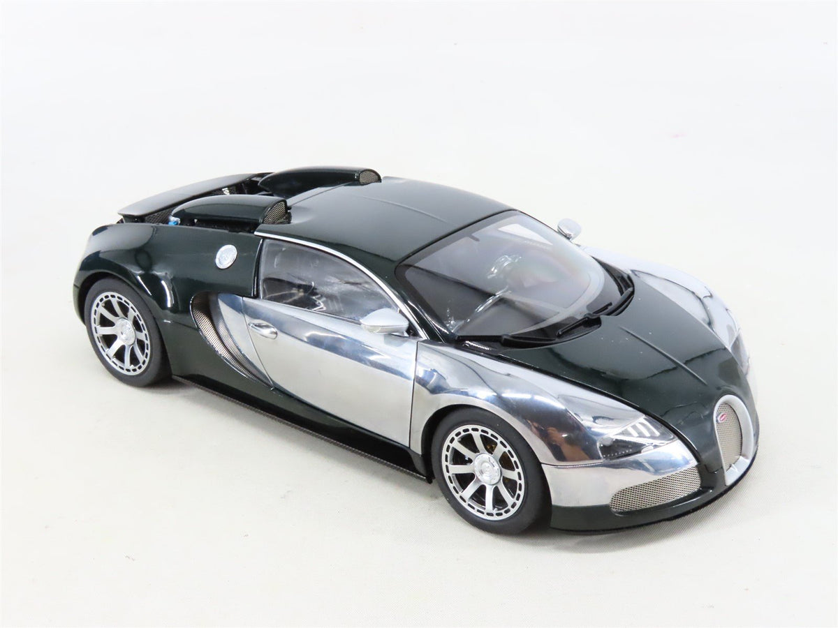 1:18 Scale AUTOart Die-Cast 0748 Bugatti EB 16.4 Veyron