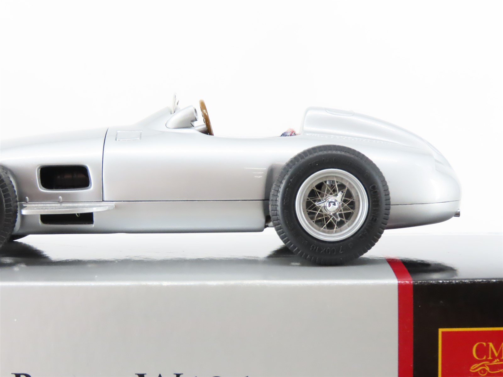 1:18 Scale CMC Die-Cast M-006 Mercedes-Benz W196 Silberpfeil-Monoposto -  Model Train Market