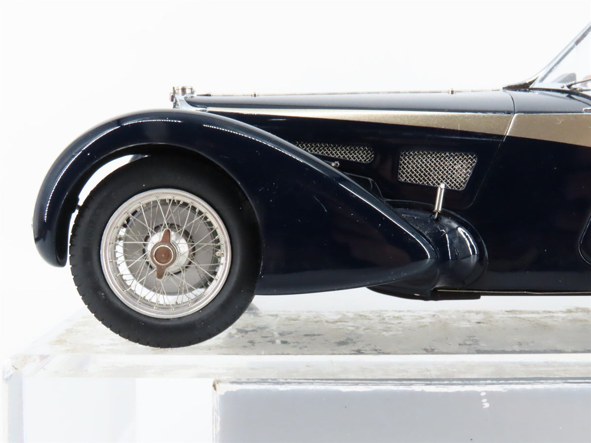 1:18 Scale CMC Die-Cast M-136 1938 Bugatti 57 SC Corsica Roadster