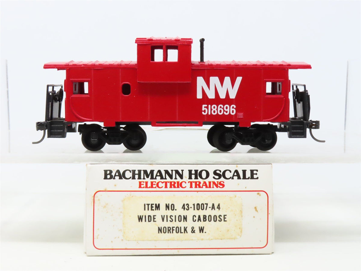 HO Scale Bachmann 43-1007-A4 NW Norfolk &amp; Western Caboose #518696