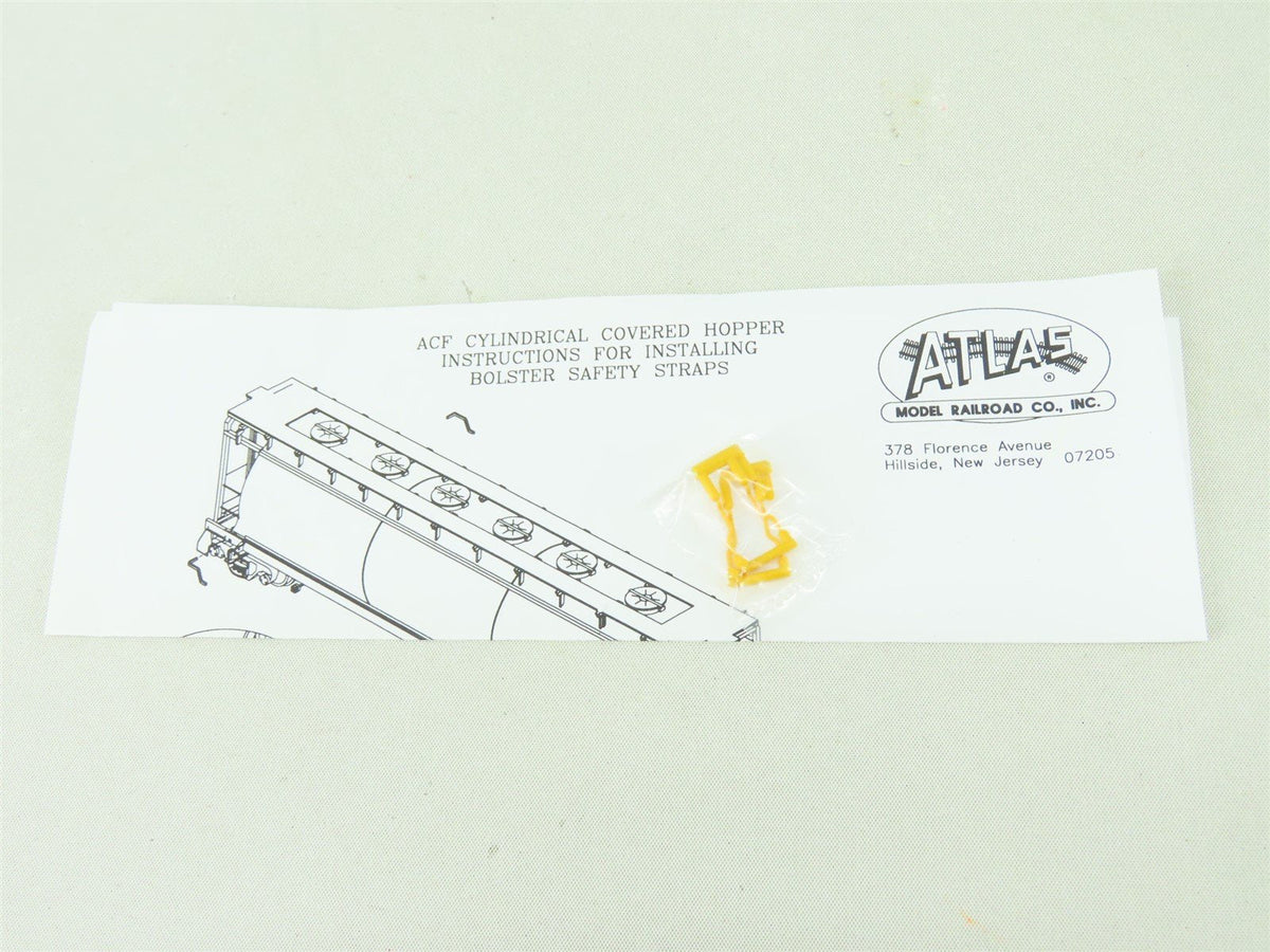 HO Scale Atlas 1940-1 TP&amp;W &quot;The Progressive Way&quot; 3-Bay Cylindrical Hopper #10001