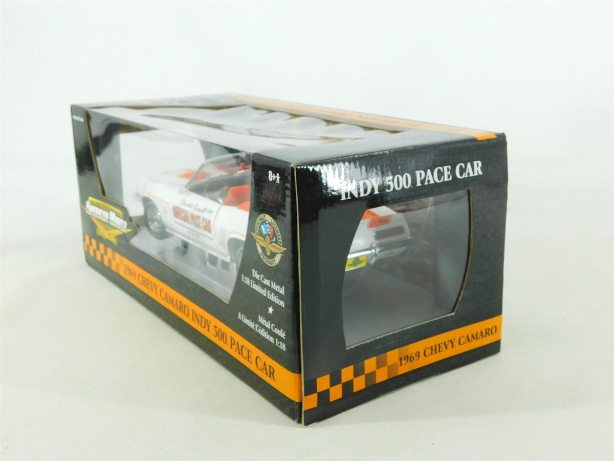 1:18 Scale Ertl American Muscle Die-Cast 33791 1969 Camaro Indy 500 Pace Car