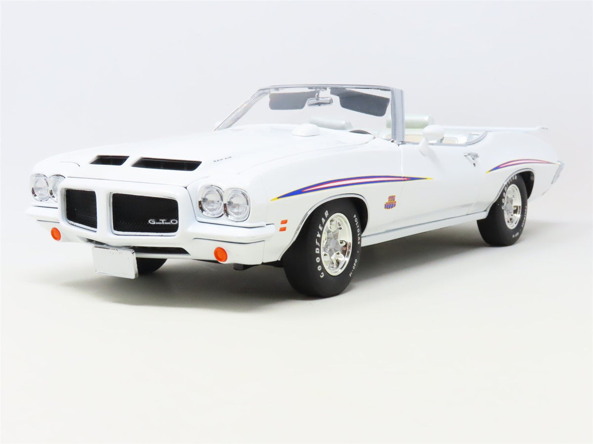 1:18 Scale GMP #8042 Limited Edition Diecast Car 1971 Pontiac GTO &quot;The Judge&quot;