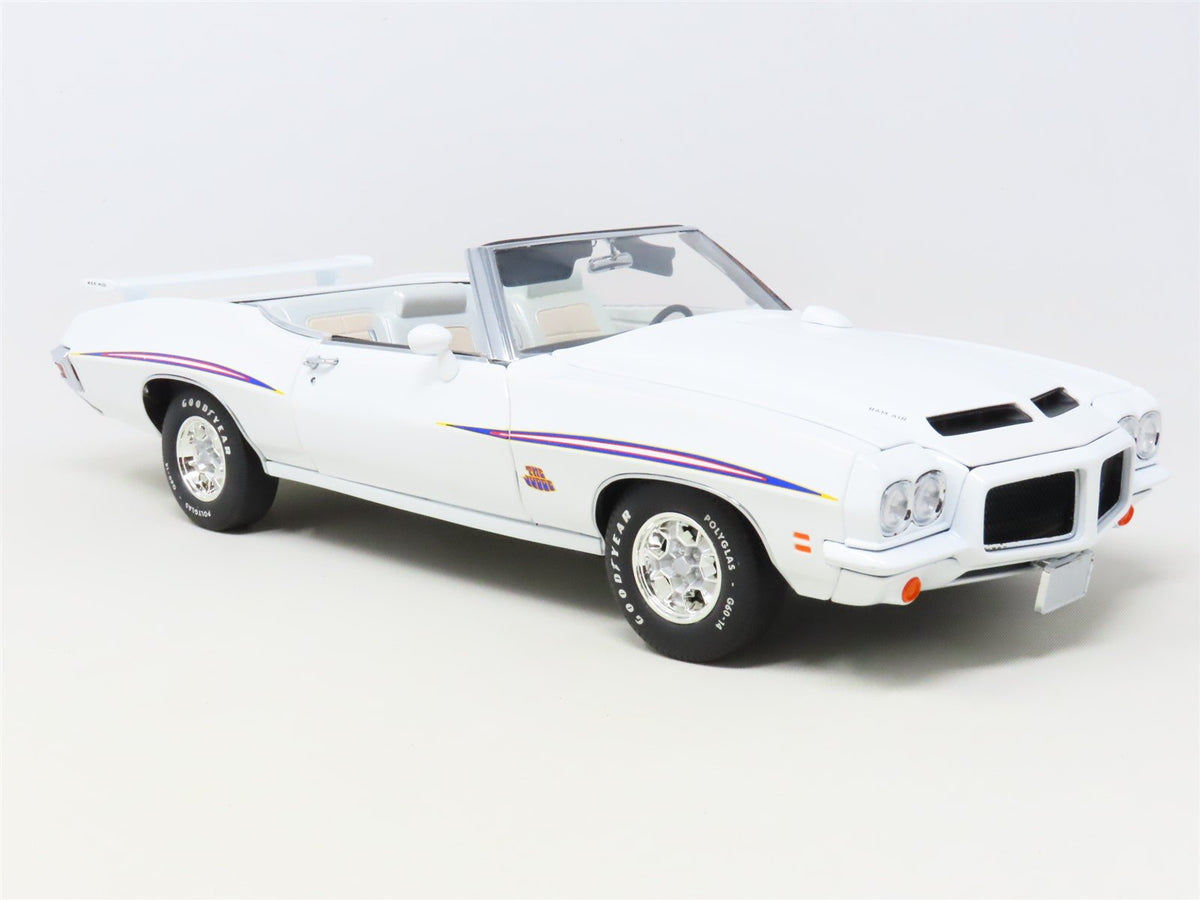 1:18 Scale GMP #8042 Limited Edition Diecast Car 1971 Pontiac GTO &quot;The Judge&quot;