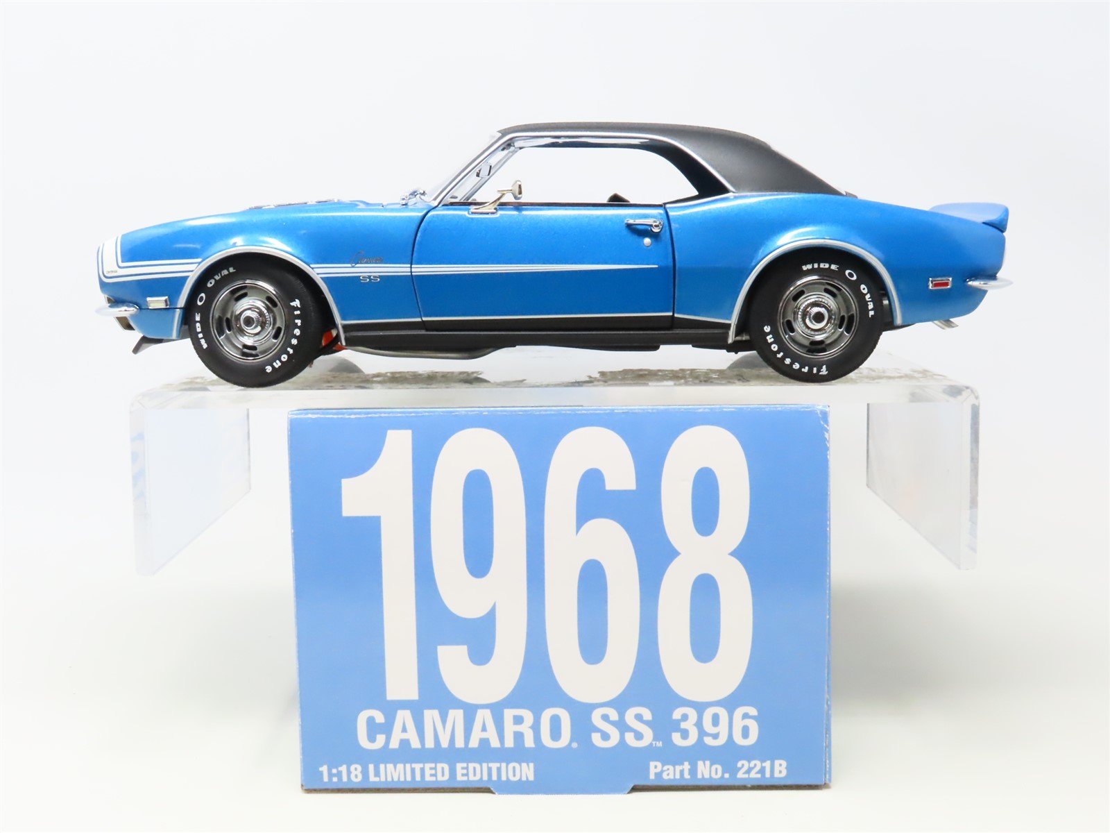 1:18 Scale Exact Detail Replicas 221B Die-Cast 1968 Blue Camaro RS