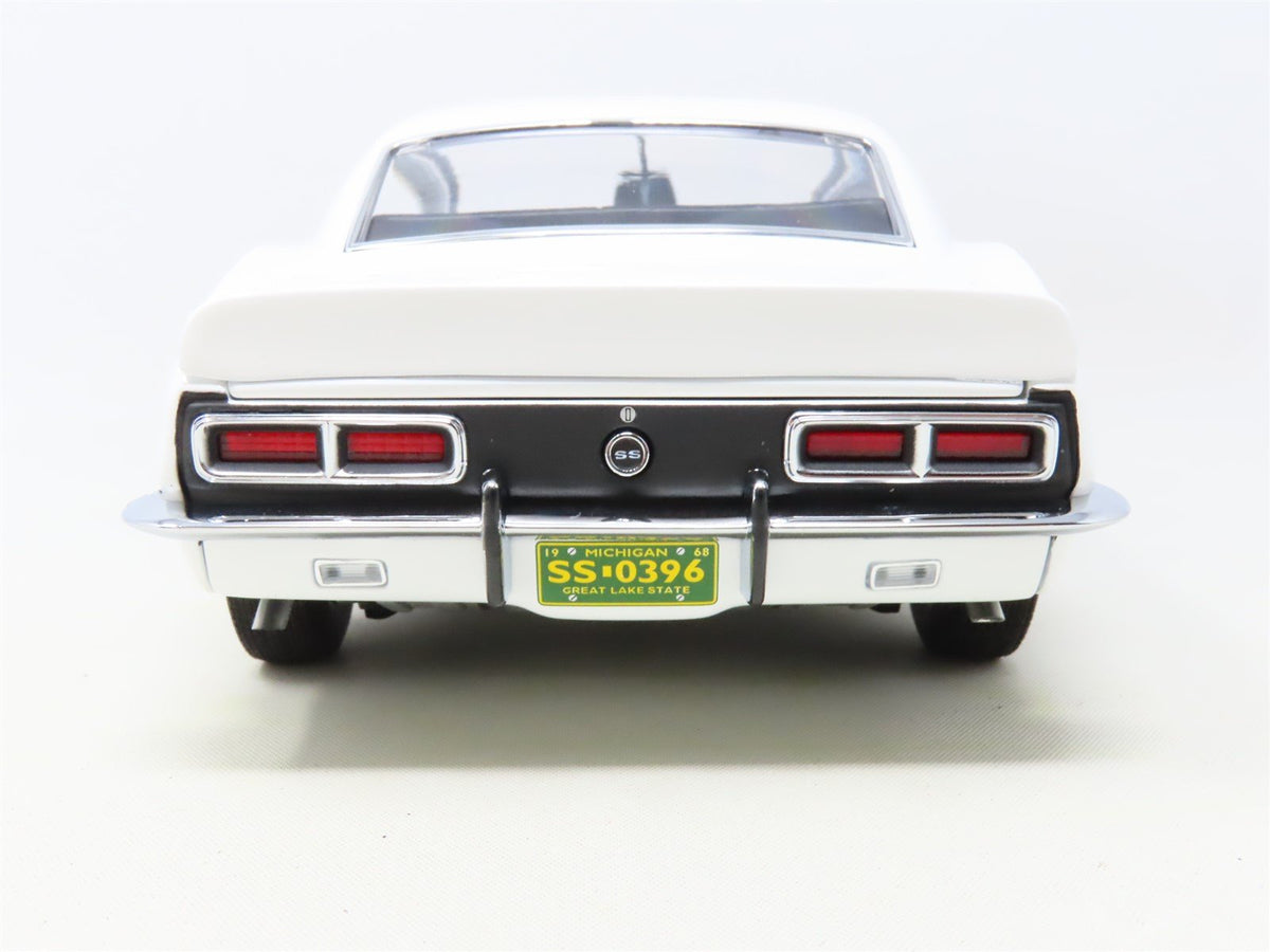 1:18 Scale Exact Detail Replicas #215A Die-Cast Car 1968 RS/SS 396 Camaro w/ COA