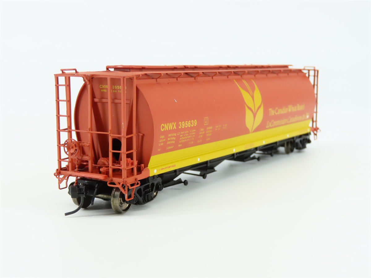 HO InterMountain 45116-44 CNWX Canadian Wheat Board Cylindrical Hopper #395639