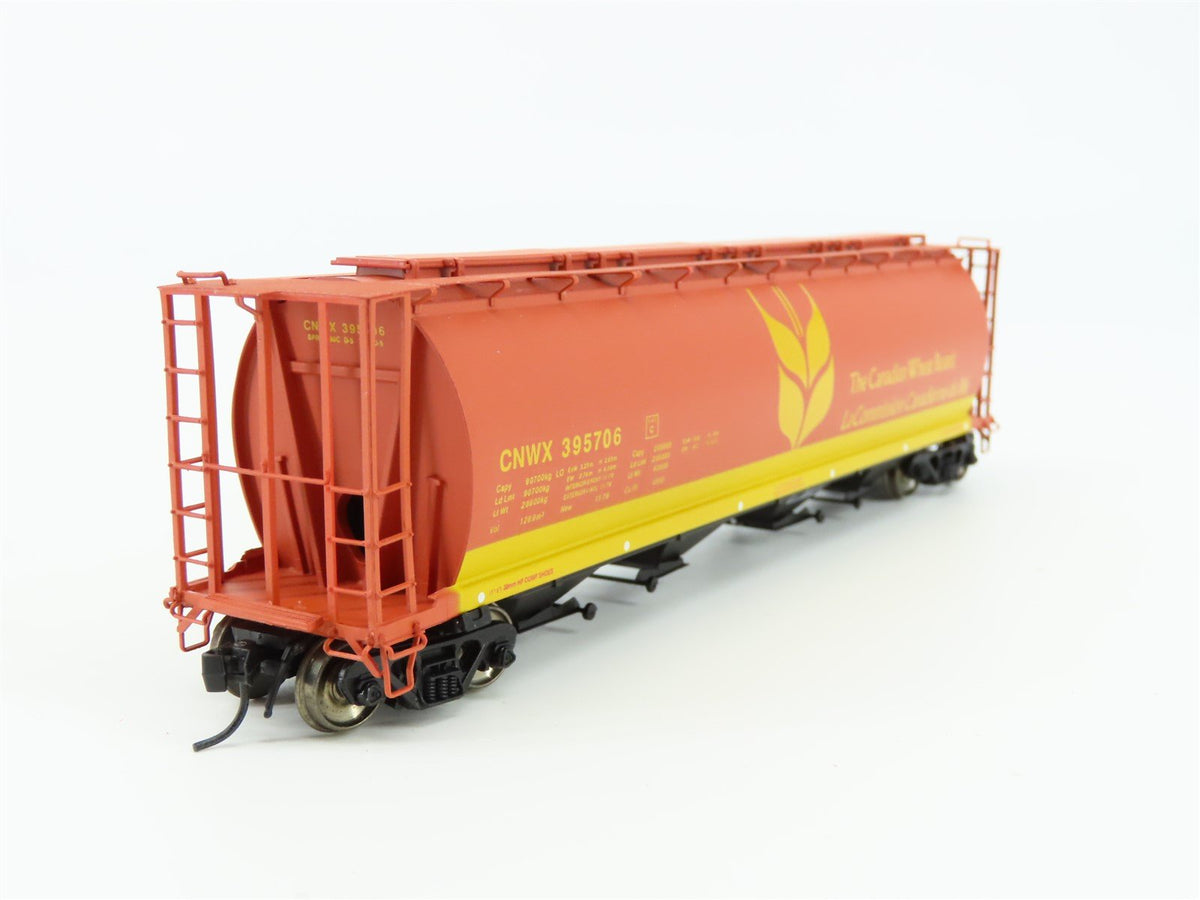 HO InterMountain 45116-45 CNWX Canadian Wheat Board Cylindrical Hopper #395706