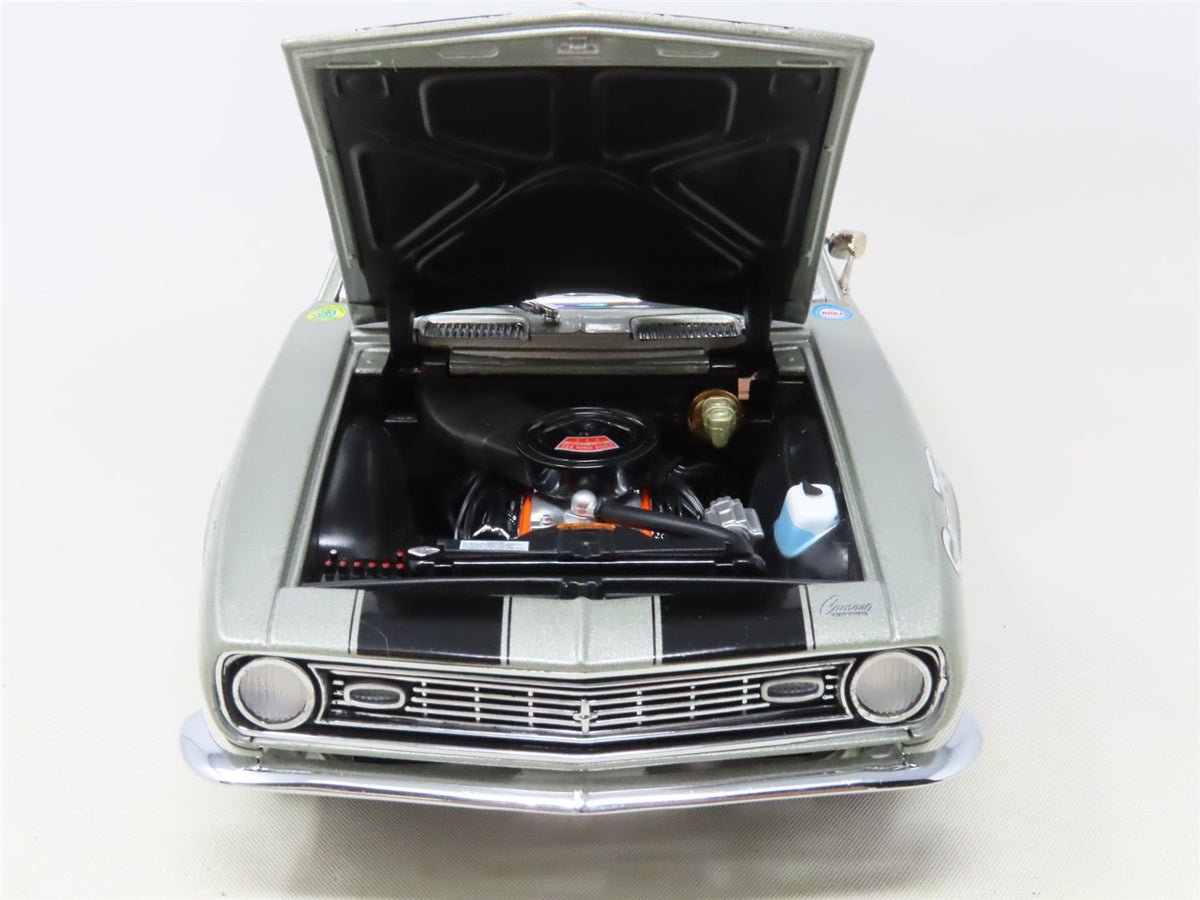 1:18 Scale Exact Detail Replicas 224 Die-Cast Sea Terror 1968 Camaro Z/28 w/ COA