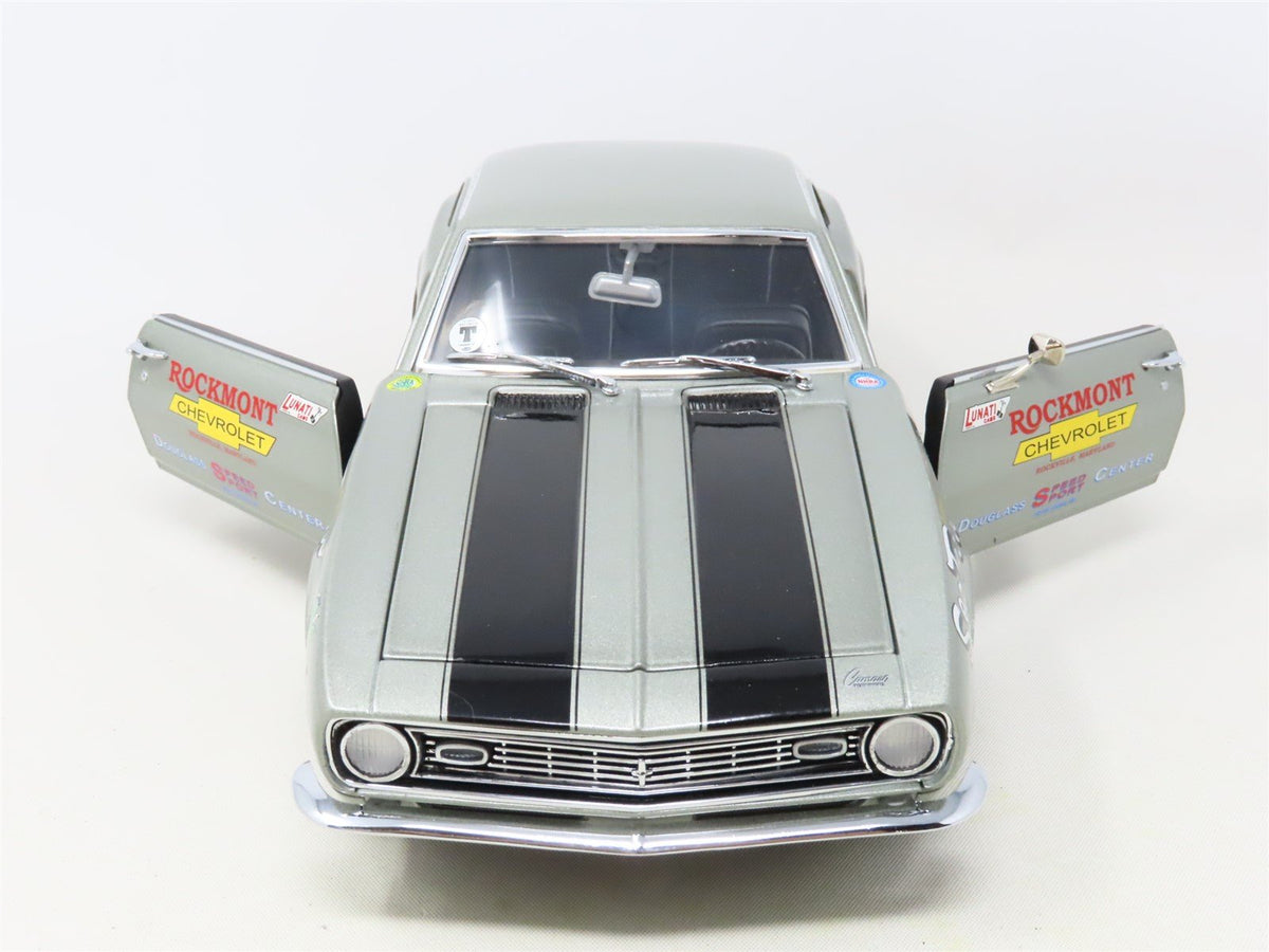 1:18 Scale Exact Detail Replicas 224 Die-Cast Sea Terror 1968 Camaro Z/28 w/ COA