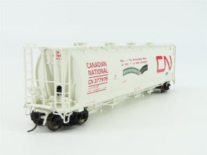 HO Scale InterMountain 45202-11 CN Canadian National Cylindrical Hopper #377976
