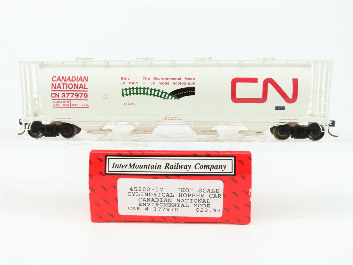 HO Scale InterMountain 45202-07 CN Canadian National Cylindrical Hopper #377970