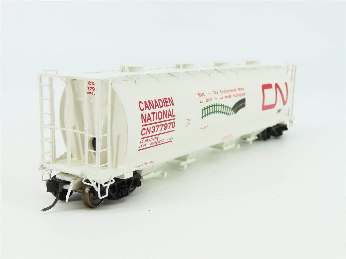 HO Scale InterMountain 45202-07 CN Canadian National Cylindrical Hopper #377970