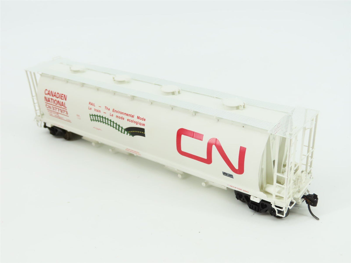 HO Scale InterMountain 45202-09 CN Canadian National Cylindrical Hopper #377973