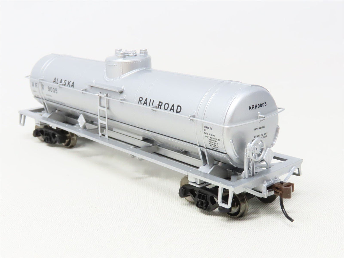 HO Scale Athearn 73184 ARR Alaska Railroad Single Dome Tank Car #9005