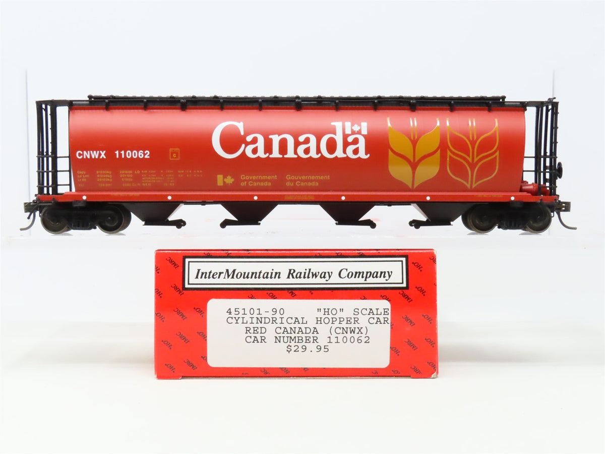 HO Scale InterMountain 45101-90 CNWX Canada 4-Bay Cylindrical Hopper #110062