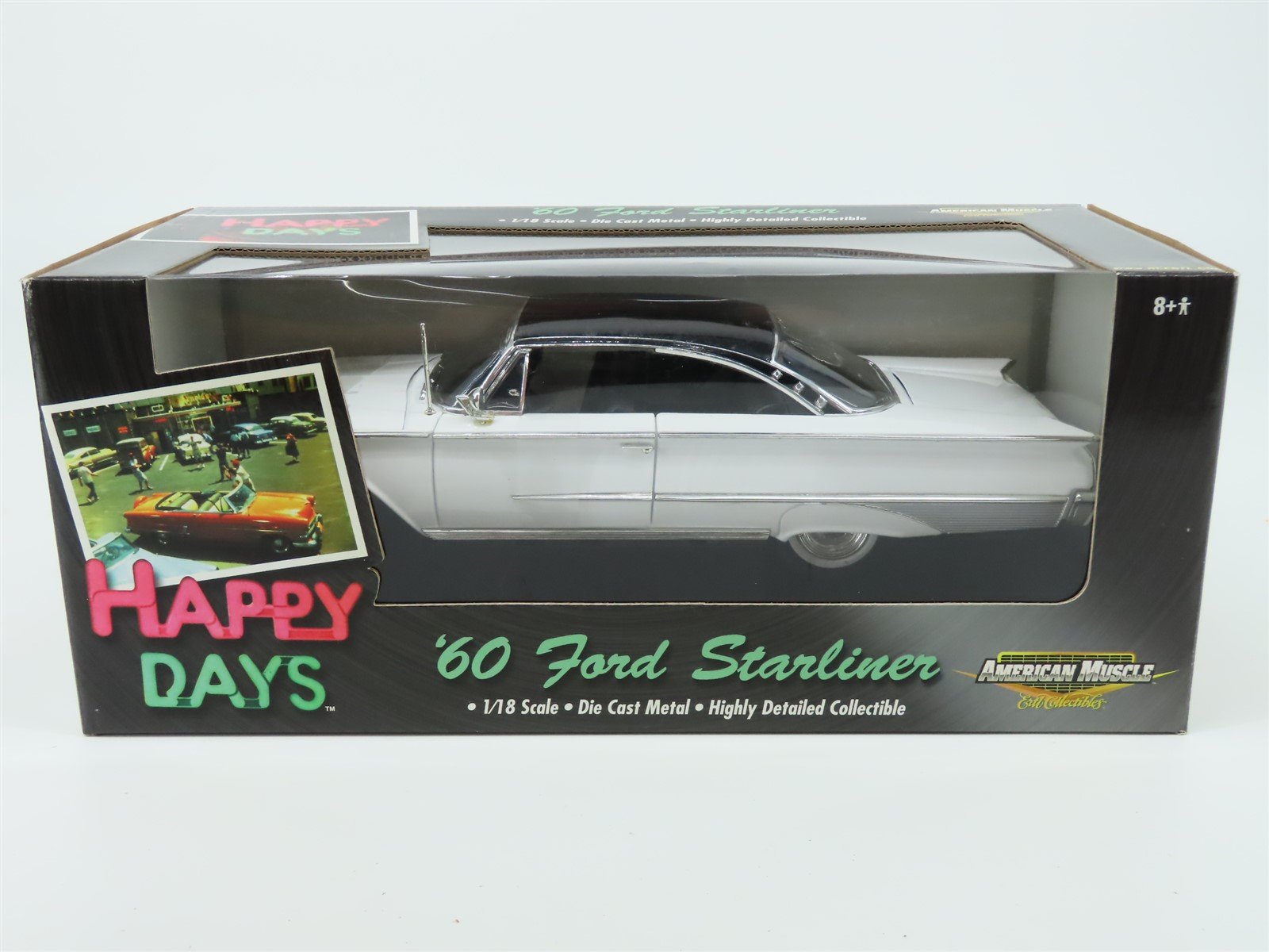 1:18 Scale RC Ertl American Muscle #36603 Happy Days '60 Ford Starliner - White