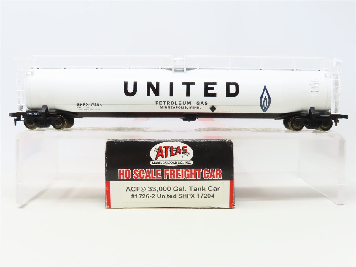 HO Scale Atlas 1726-2 SHPX United Petroleum Gas 33k Gal Tank Car #17204