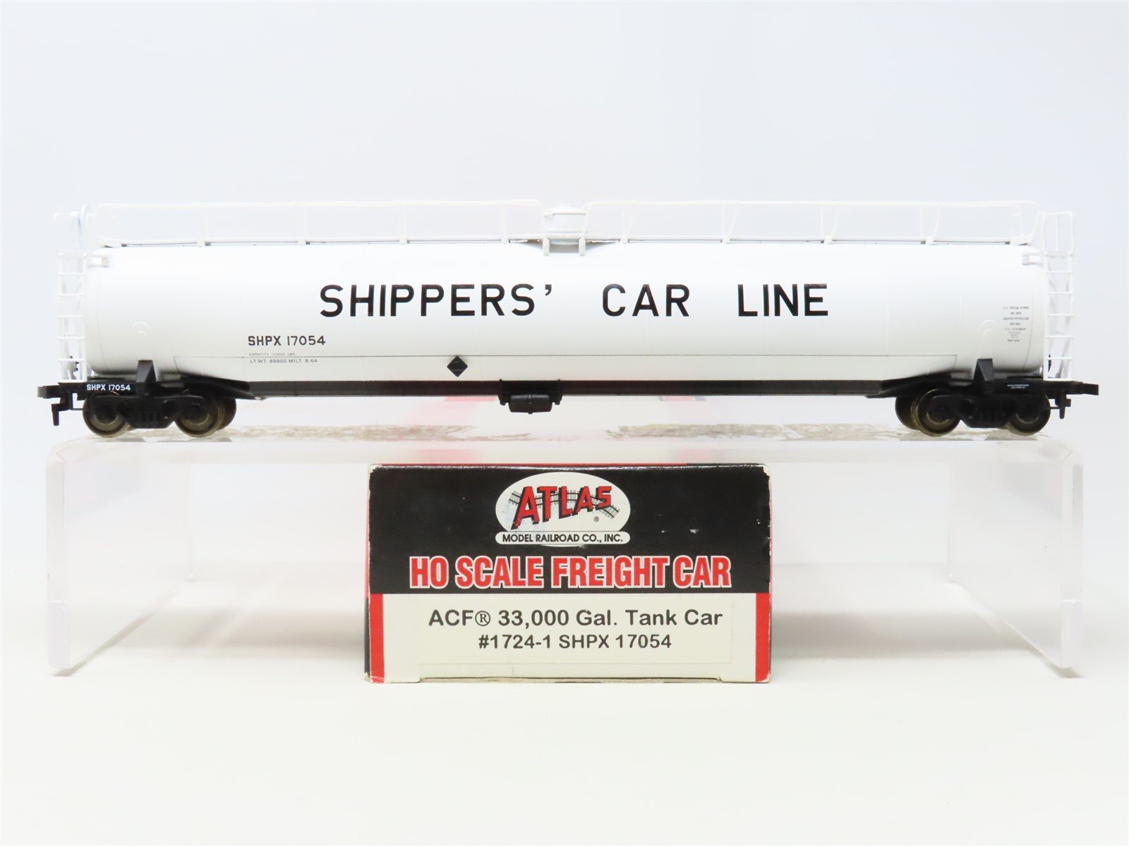 HO Scale Atlas 1724-1 SHPX Shippers Car Line 33k Gal Tank Car #17054