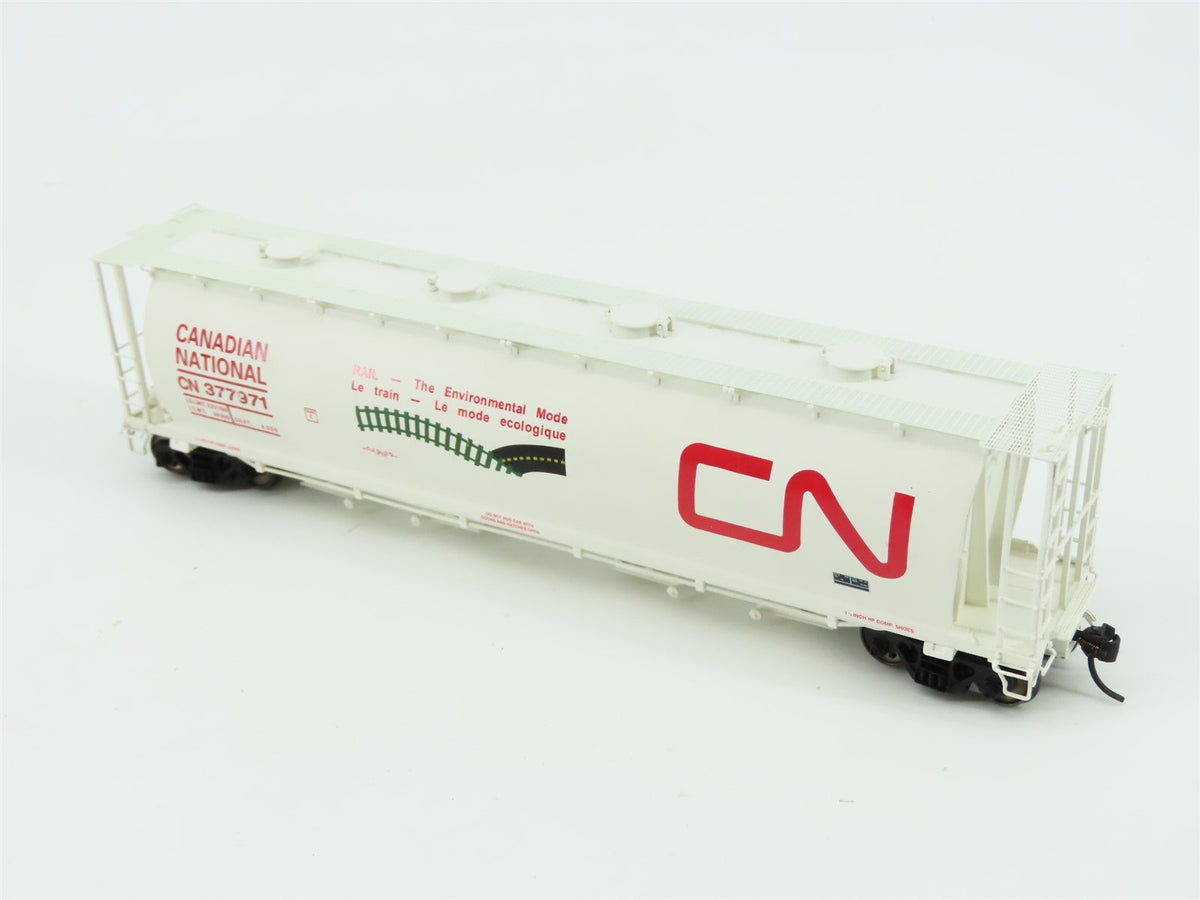 HO Scale InterMountain 45202-03 CN Canadian National Cylindrical Hopper #377971