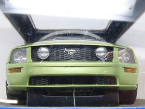 1:18 Scale AUTOart #73011 2005 Ford Mustang GT (2004 Auto Show Version) - Green