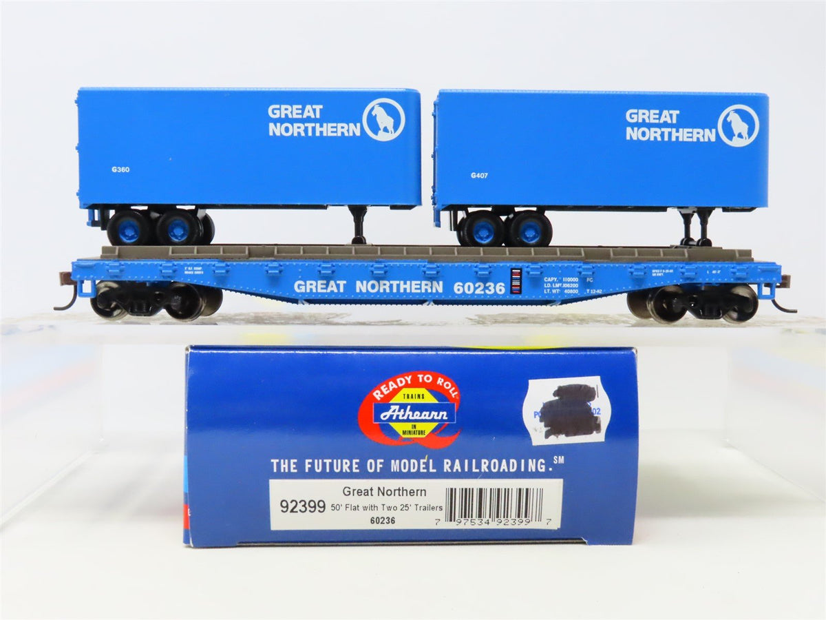 HO Scale Athearn 92399 GN Great Northern 50&#39; Flat Car #60236 w/ Two 25&#39; Trailers