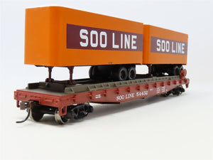 HO Scale Athearn 92358 SOO Line 50' Flat Car #54432 w/ Two 25' Trailers