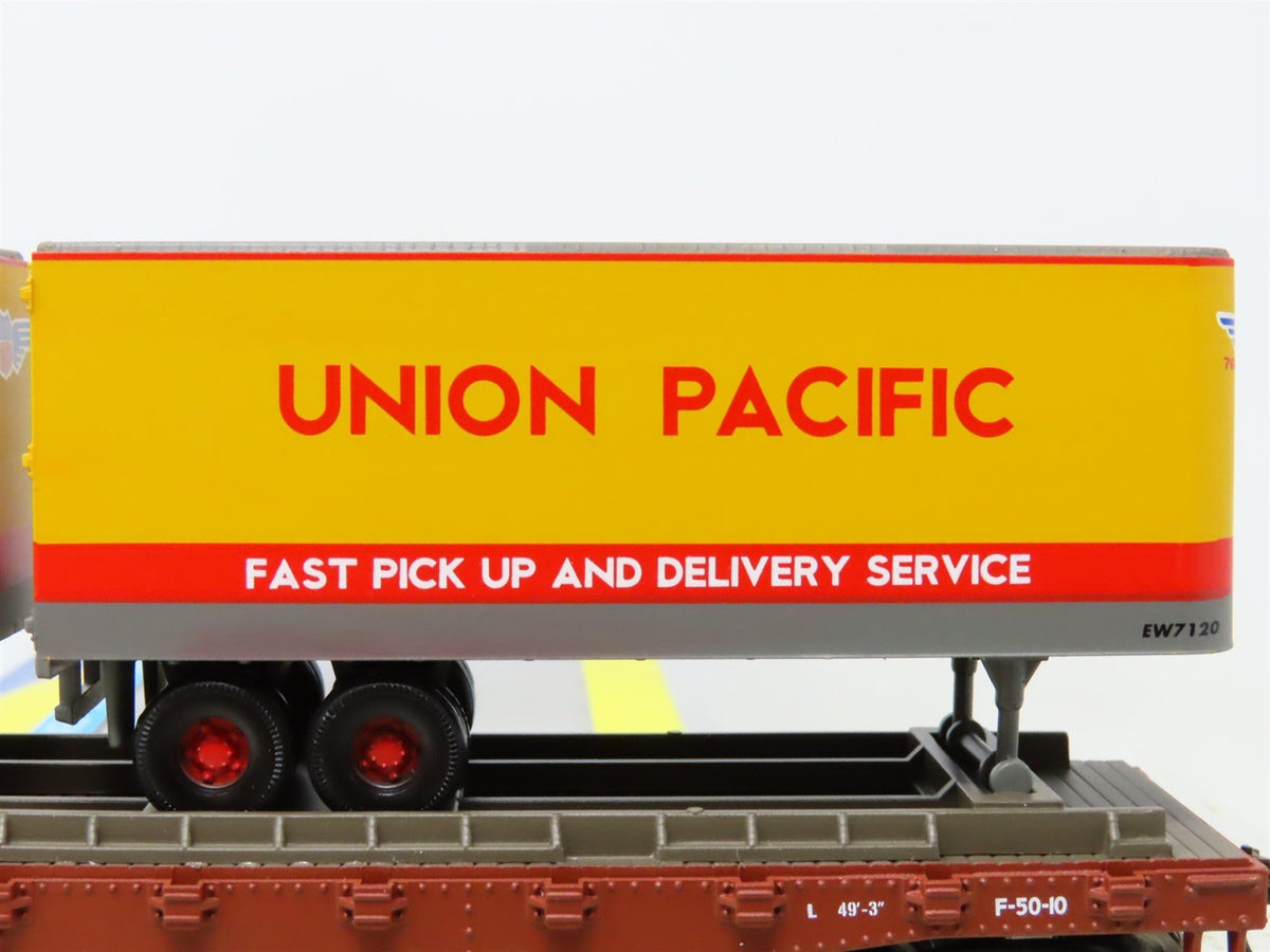 HO Scale Athearn 92359 UP Union Pacific 50&#39; Flat Car #53001 w/ Two 25&#39; Trailers