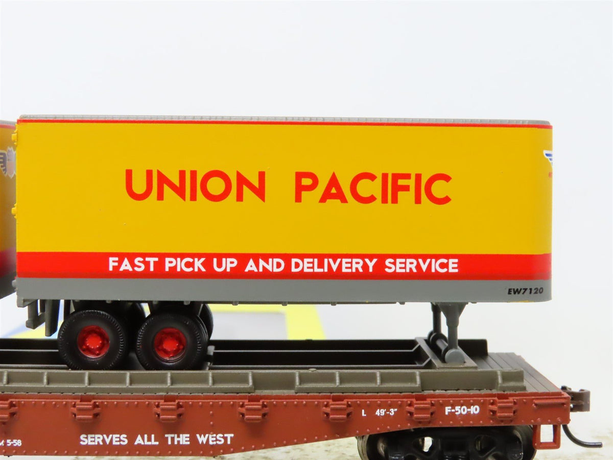 HO Scale Athearn 92360 UP Union Pacific 50&#39; Flat Car #53018 w/ Two 25&#39; Trailers