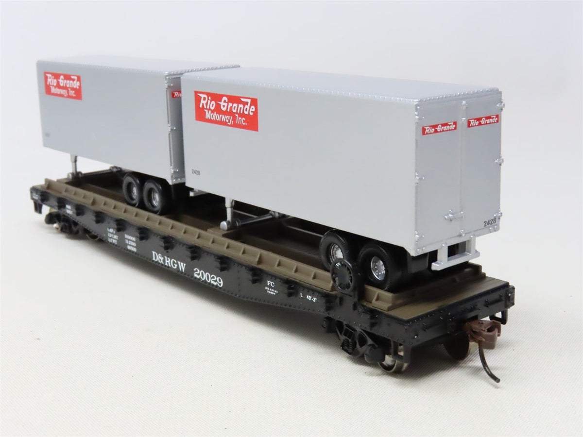 HO Scale Athearn 92397 D&amp;RGW Rio Grande 50&#39; Flat Car #20029 w/ Two 25&#39; Trailers