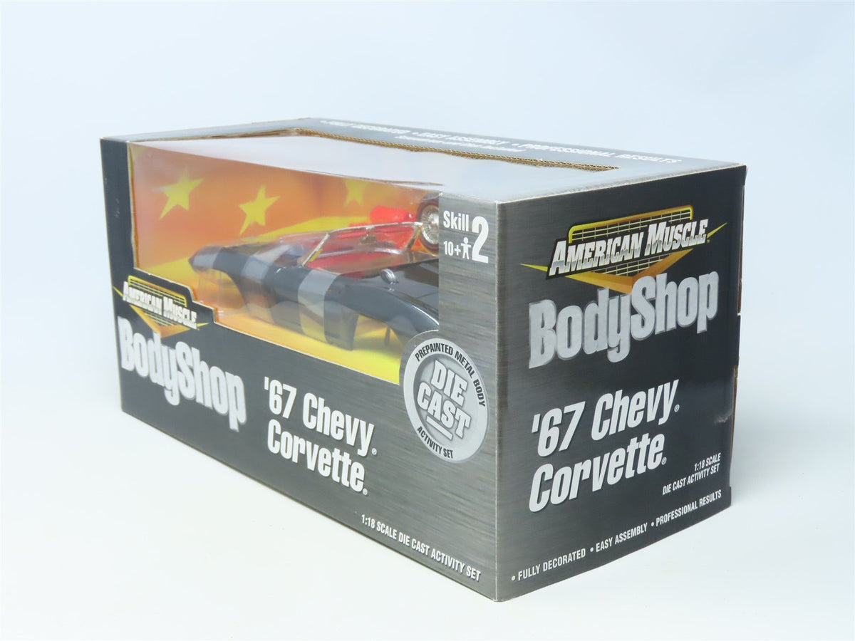 1:18 RC Ertl American Muscle Body Shop Kit #36520 &#39;67 Chevy Corvette - Black/Red