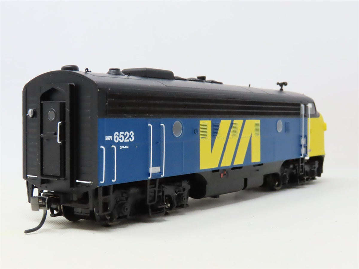 HO Scale Intermountain 49986S-03 VIA Rail FP9A Diesel Loco #6523 w/DCC &amp; Sound