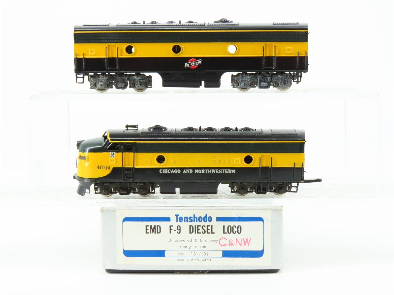 HO Tenshodo BRASS 131/132 CNW Chicago & North Western F9A/B Diesel Set - Custom