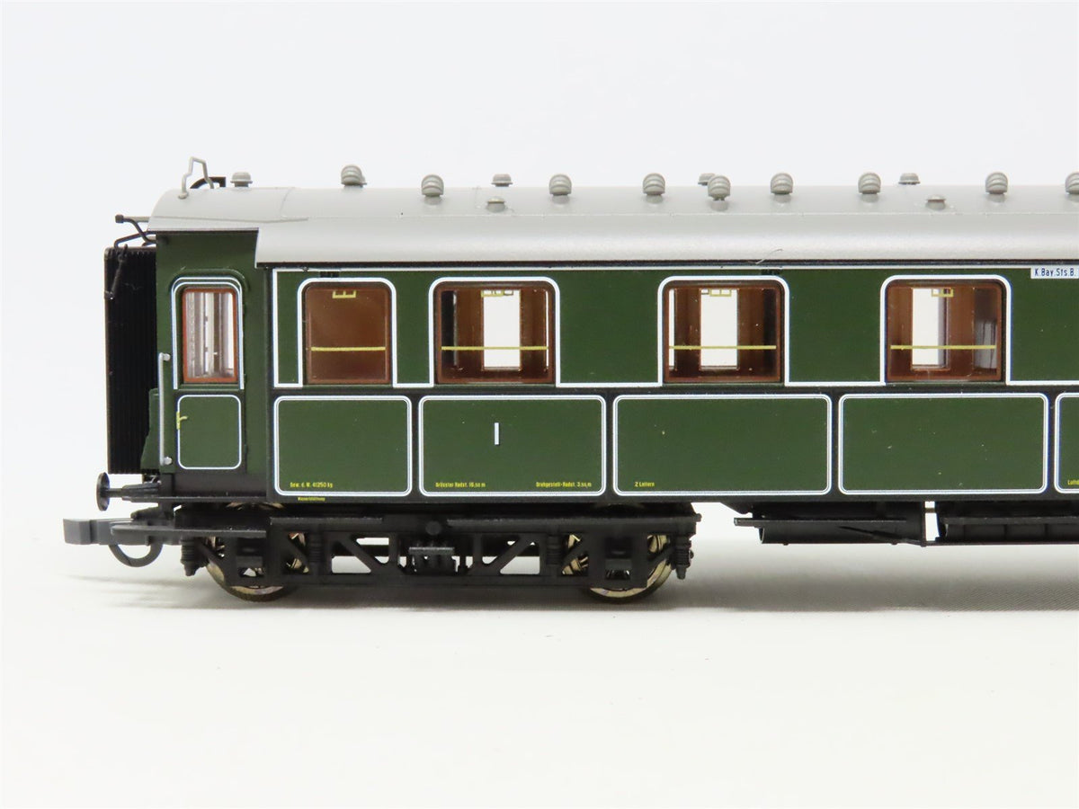 HO Scale Roco 45580 K.Bay.Sts. B Bavarian Coach 1/2 Class Passenger Car