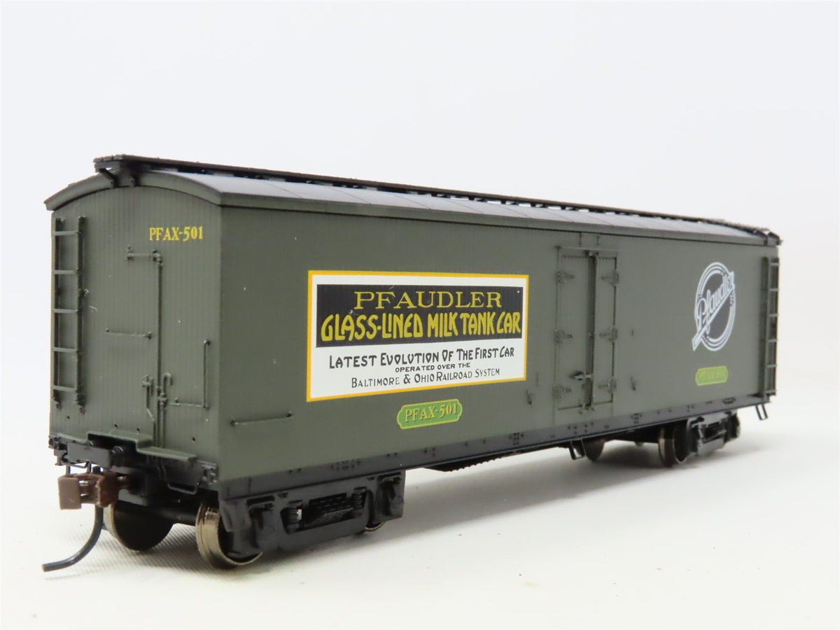 HO Scale Roundhouse 84609 PFAX Pfaudler 40&#39; Wood Milk Car #501