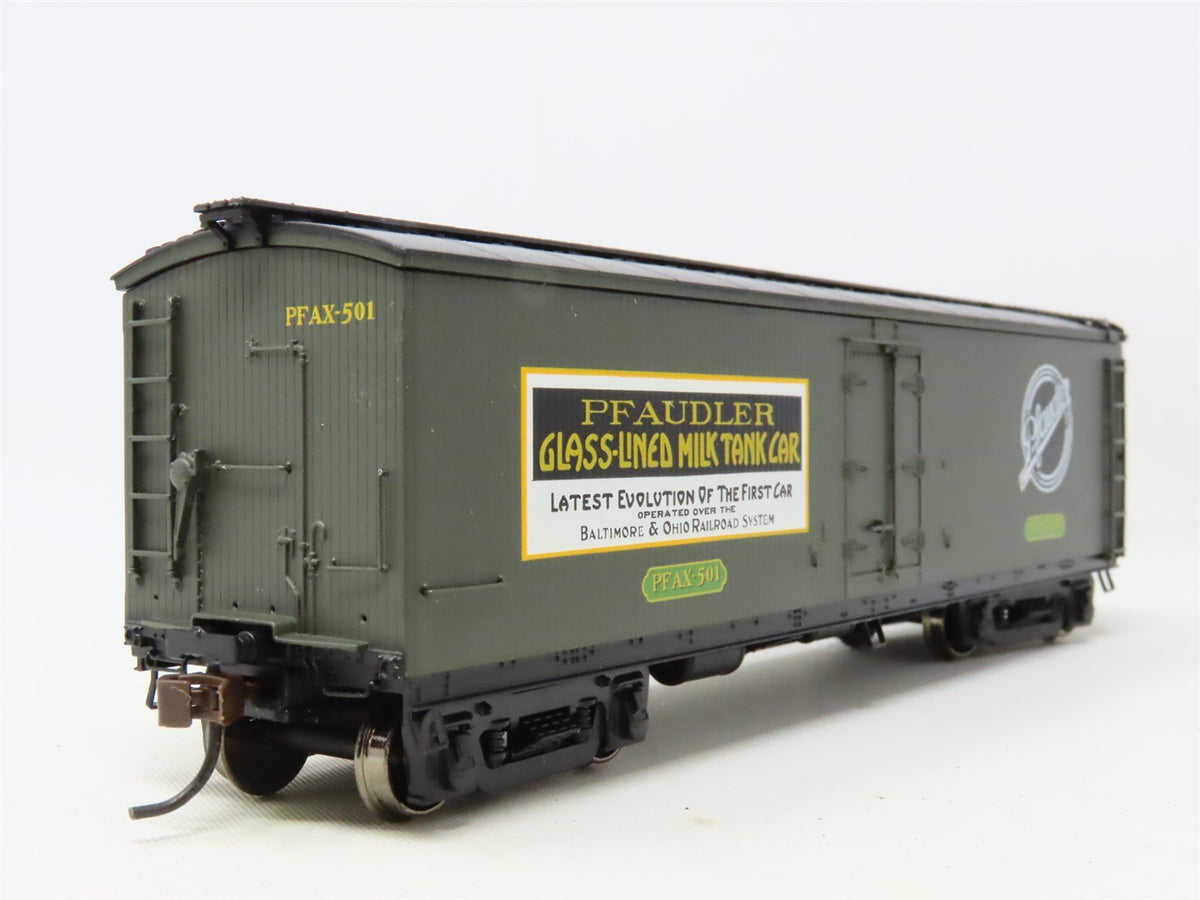 HO Scale Roundhouse 84609 PFAX Pfaudler 40&#39; Wood Milk Car #501