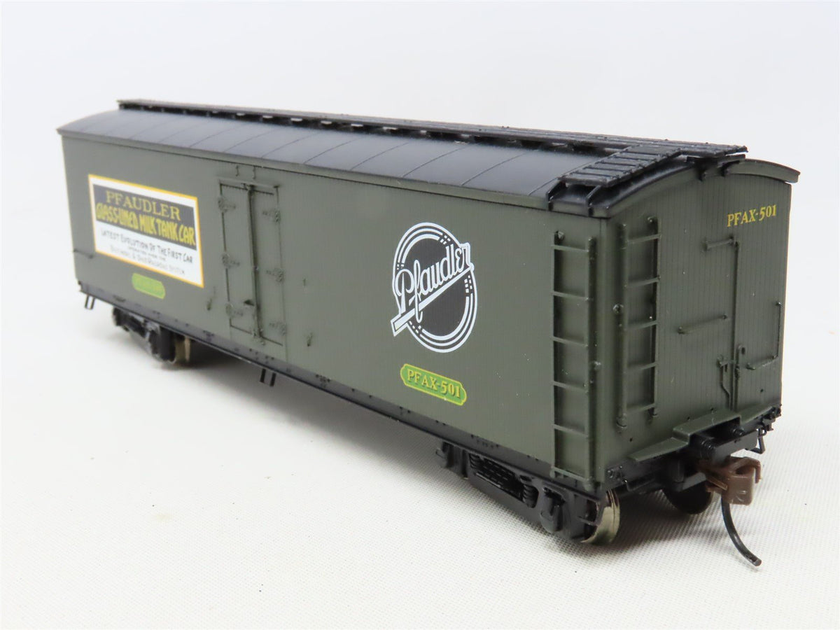 HO Scale Roundhouse 84609 PFAX Pfaudler 40&#39; Wood Milk Car #501