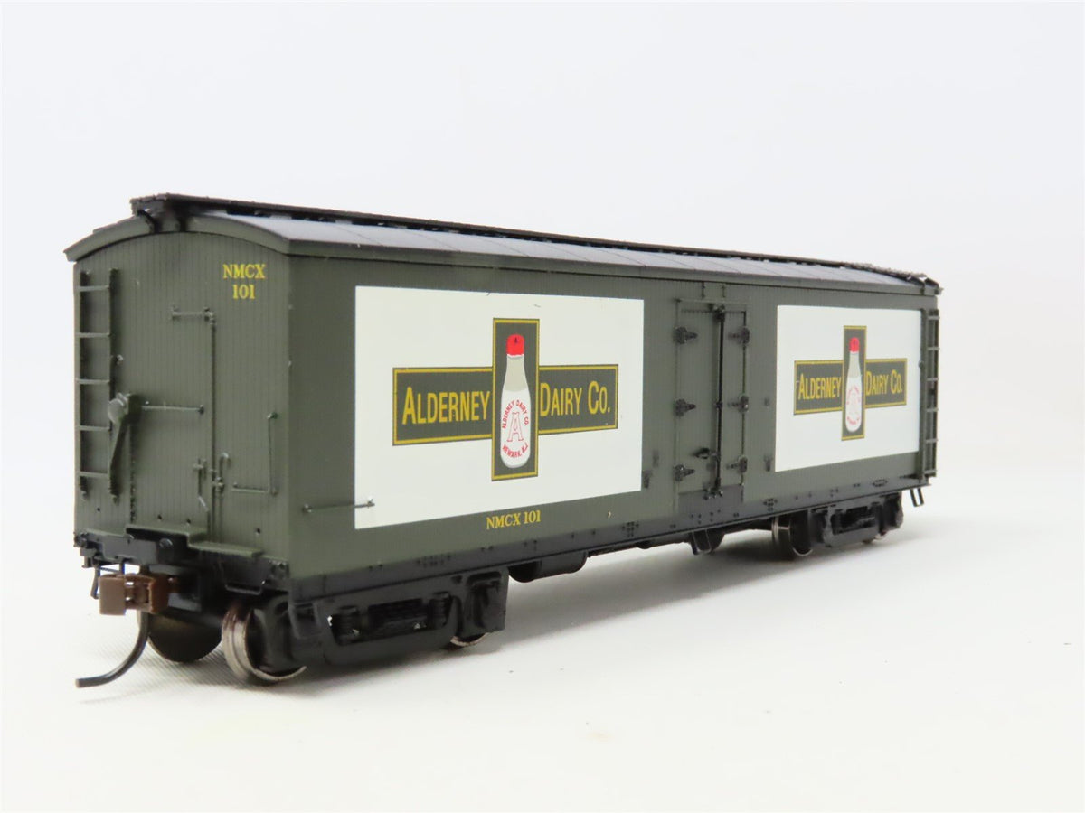 HO Scale Roundhouse 84601 NMCX Alderney Dairy 40&#39; Wood Milk Car #101