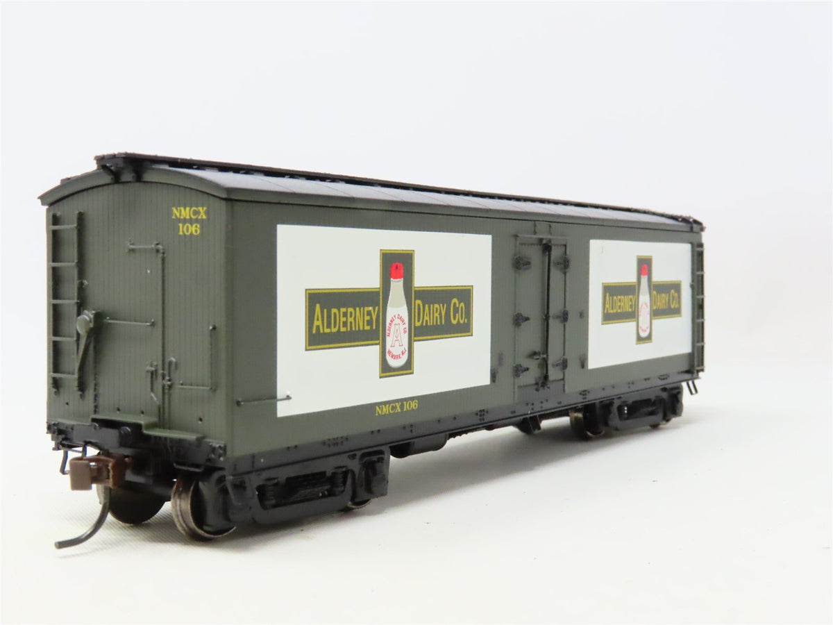 HO Scale Roundhouse 84602 NMCX Alderney Dairy 40&#39; Wood Milk Car #106