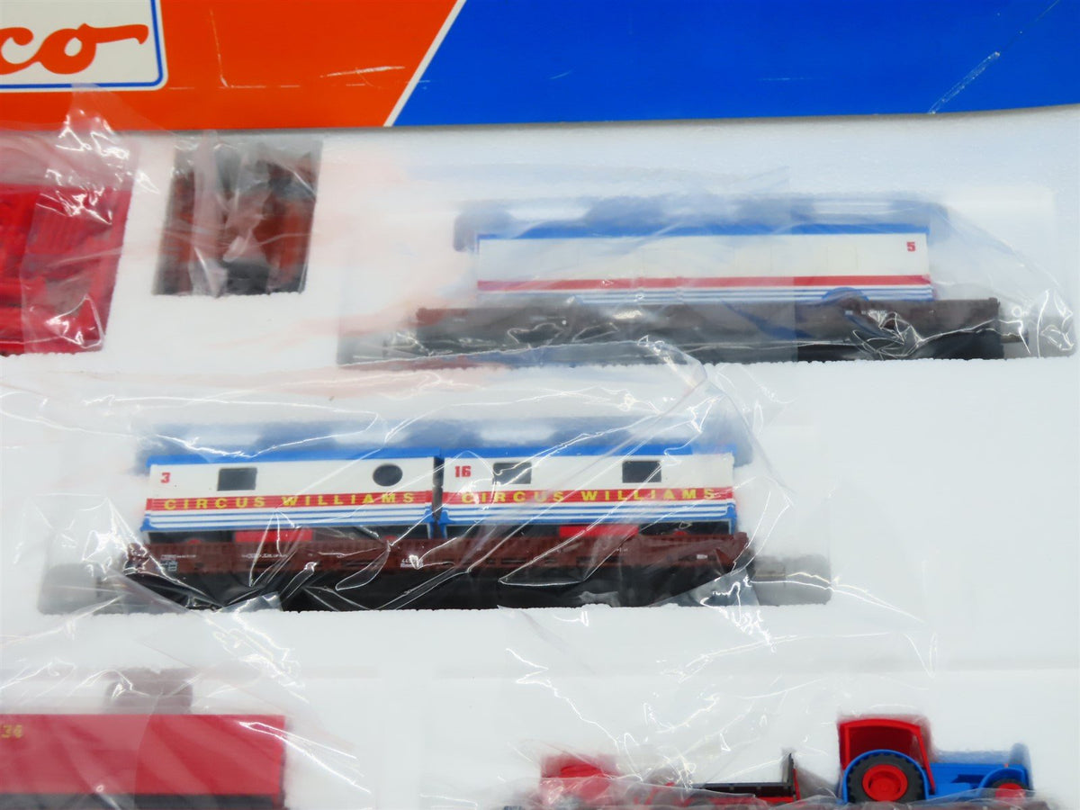 HO Roco 44130 Circus Williams Flat Cars 4-Unit Set w/Circus Trailers &amp; Equipment