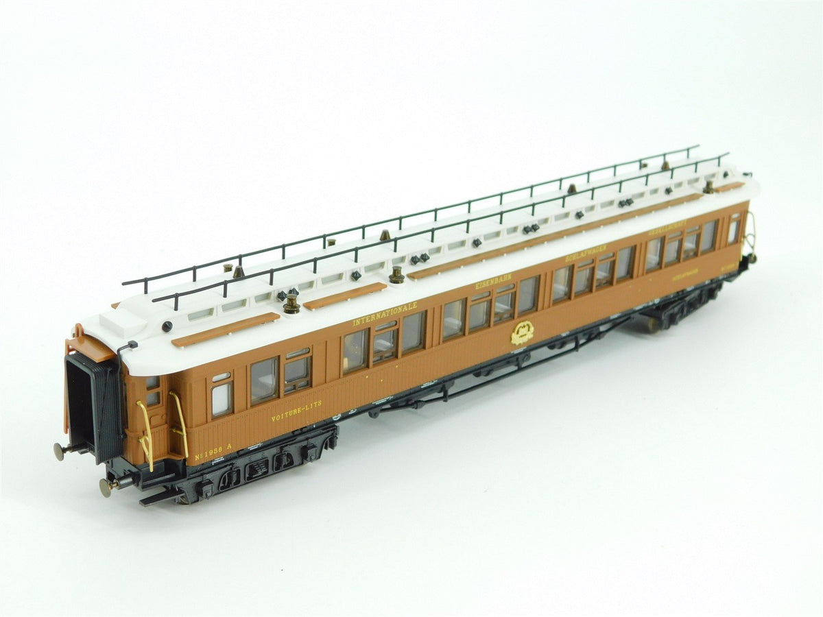 HO Scale Trix 23436 CIWL Wagons-Lits Orient Express Passenger 2-Car Set