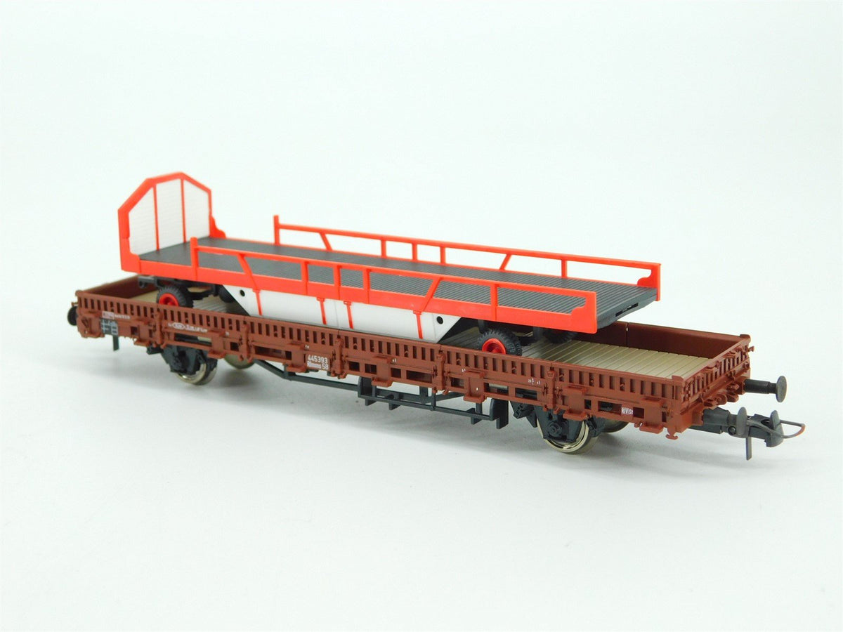 HO Scale Roco 47498 DB German Flat Car w/Circus Williams Equipment Trailer