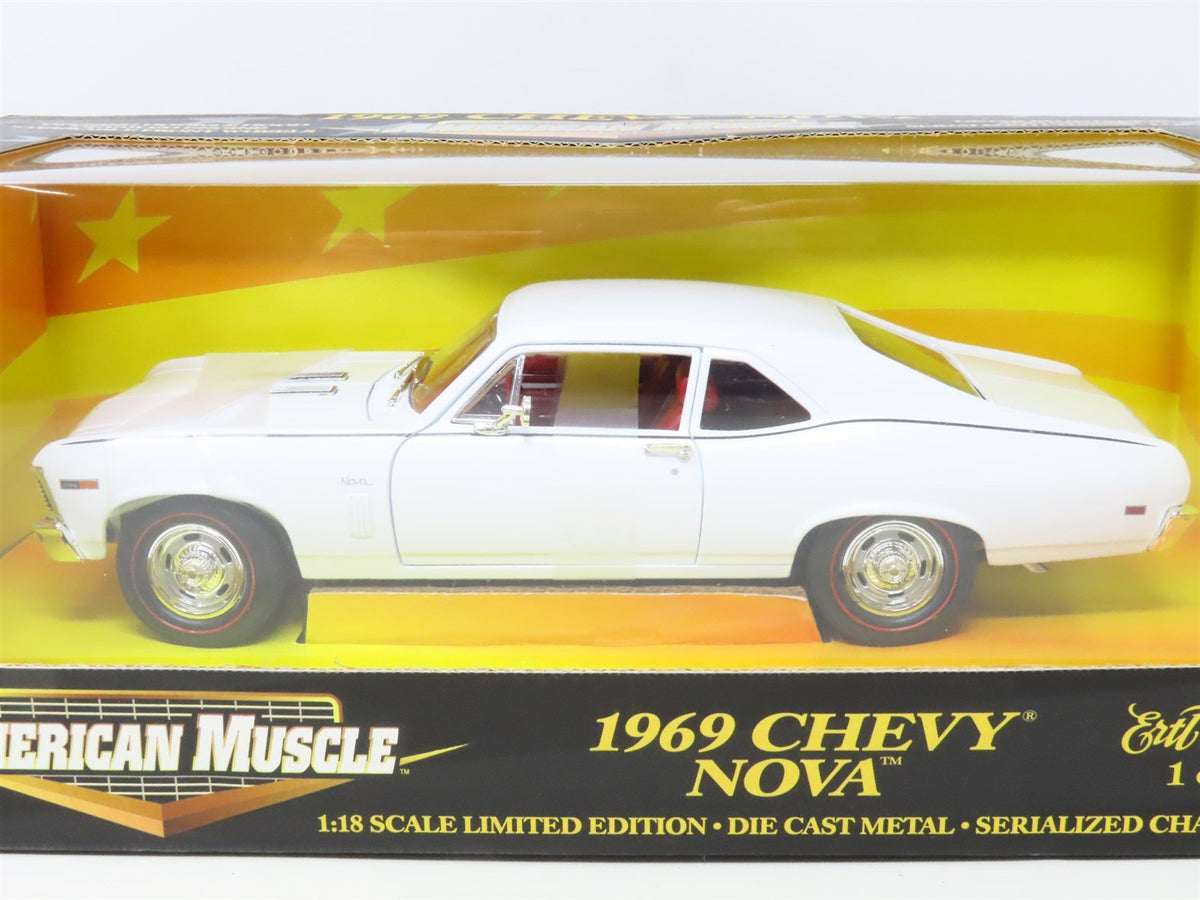 1:18 Ertl American Muscle 32224 Die-Cast 1969 Chevy Nova